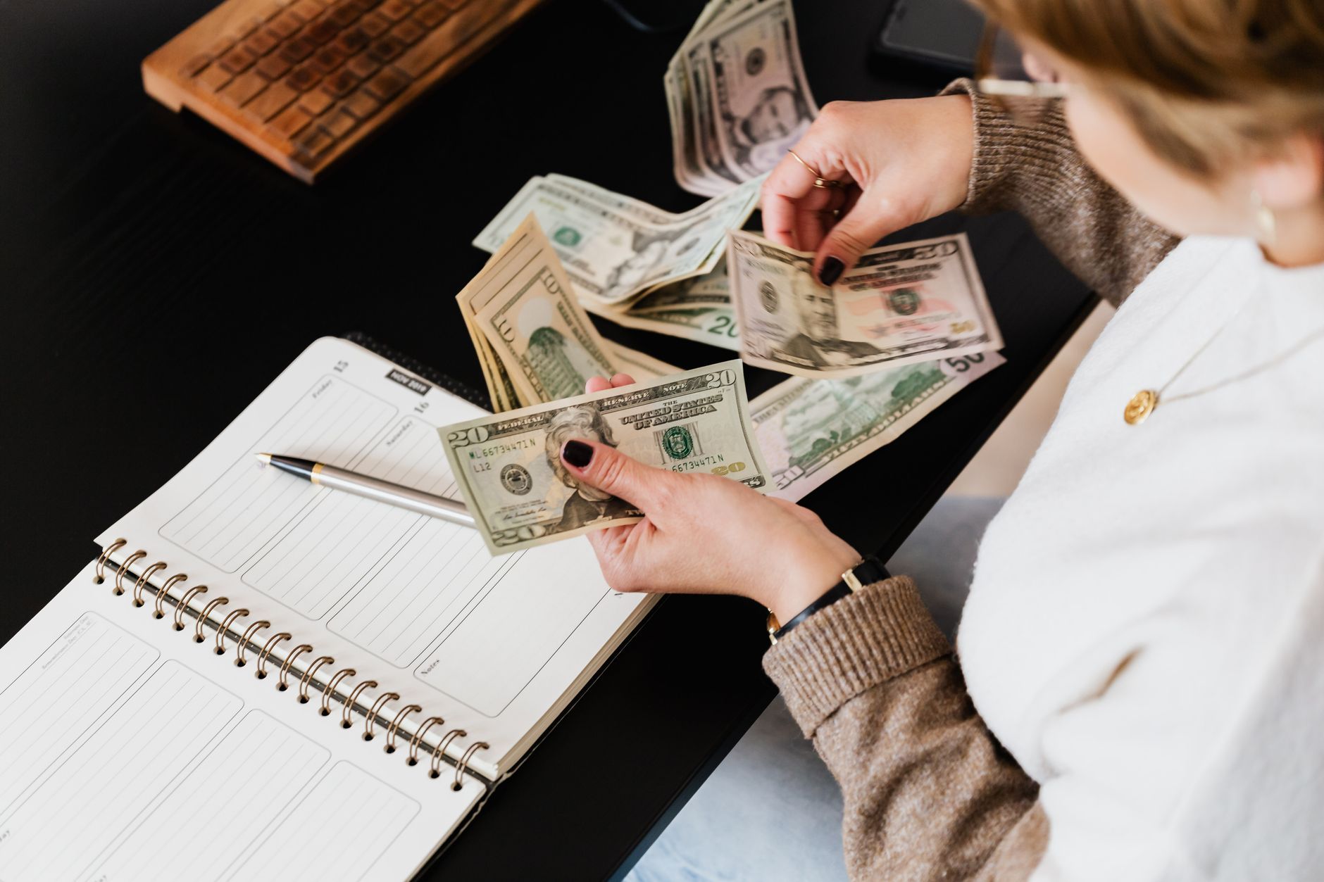 How to Budget $500 for a Week as a Student